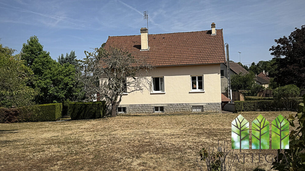 Maison individuelle 4 chambres avec jardin clos, à deux pas du