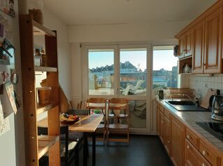 Appartement à louer 4 pièces 99 m²