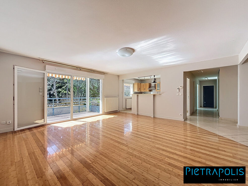 Vente Appartement À VENDRE – Grand T5 de 127 m² lumineux avec terrasse – Pro Miribel