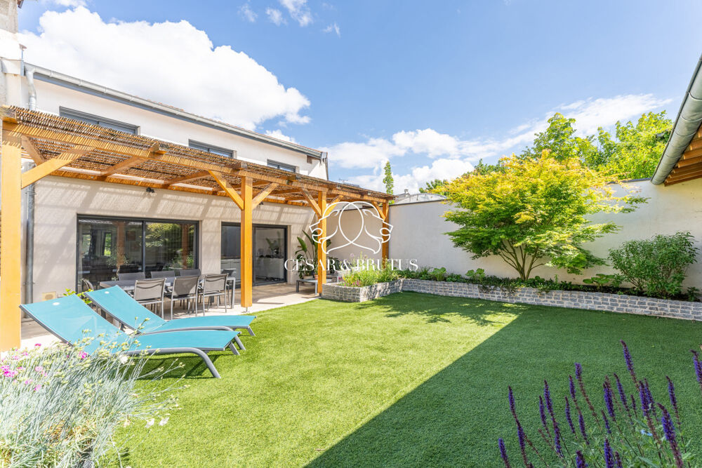 Vente Maison Au coeur de Sathonay-Village – Maison de ville de 117m² + 30m Sathonay-village