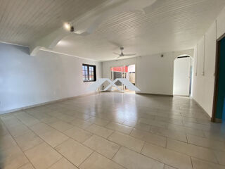  Maison à louer 4 pièces 118 m²