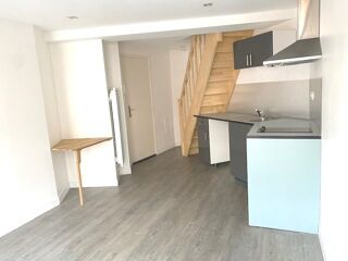  Appartement à louer 2 pièces 29 m²