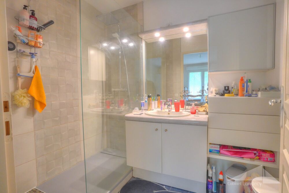 Vente Appartement Appartement 4 pièces à vendre - Sergy Sergy