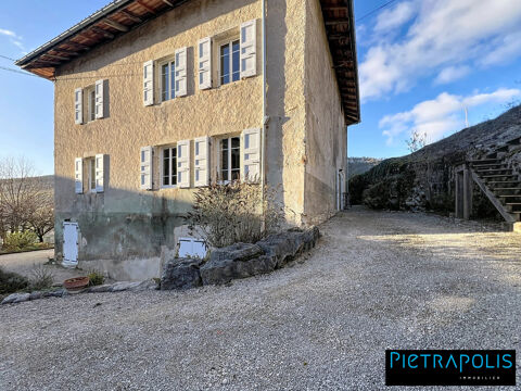   EN EXCLUSIVITE MAISON RENOVEE SUR LA COMMUNE DE CERDON Maison - 10 pi�ce(s) - 268 m�