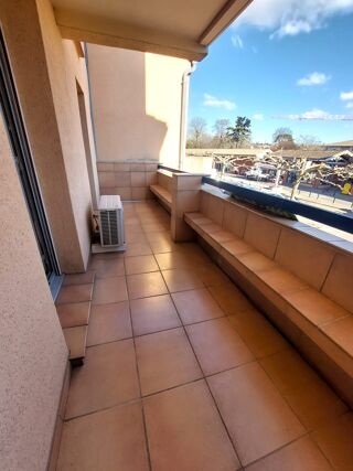  Appartement à louer 1 pièce 28 m²
