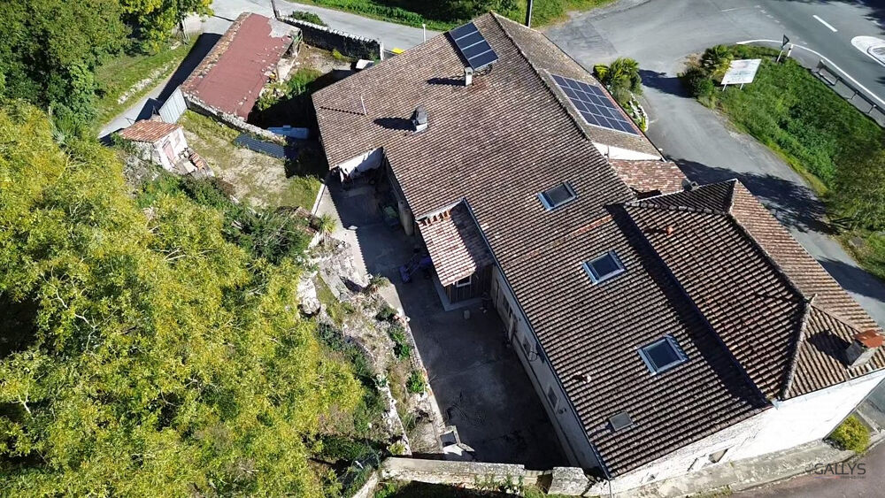 OPPORTUNITÉ HÔTELLERIE DE CARACTÈRE  Ensemble immobilier r