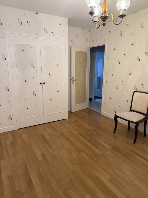   A SAISIR VITE Maison - 4 pi�ce(s) - 73 m�