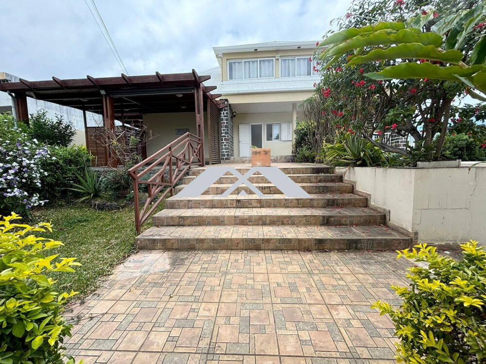 Maison F4