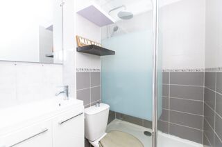 Appartement à louer 2 pièces 32 m²