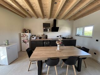  Appartement à louer 4 pièces 75 m²