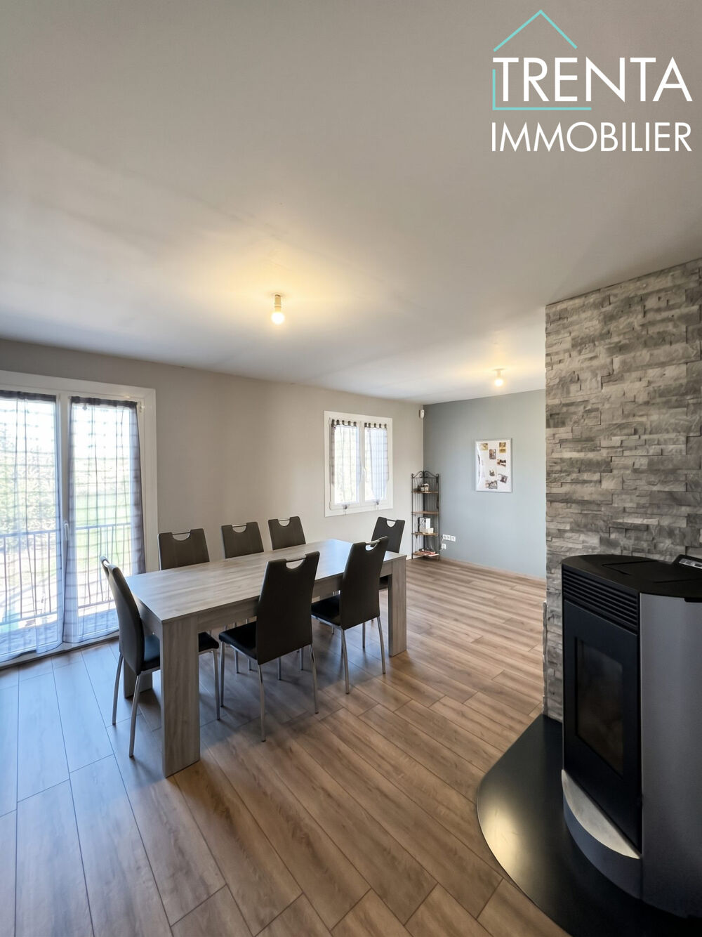 Vente Maison Charmante maison individuelle de 91 m² - Arpenans Arpenans
