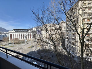  Appartement � vendre 4 pi�ces 81 m�