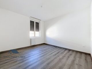  Maison à louer 4 pièces 80 m²