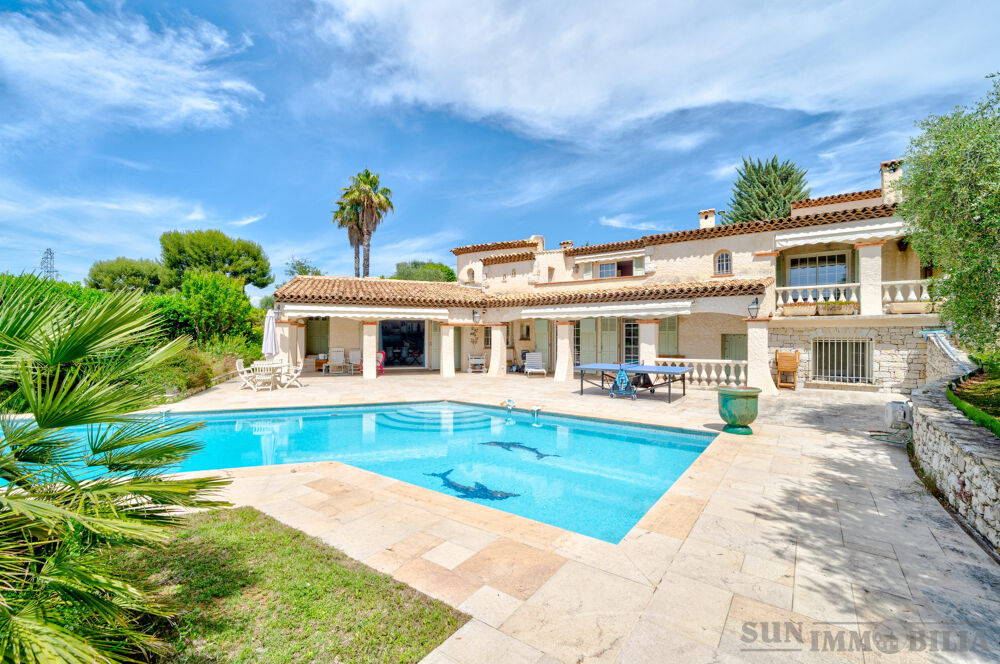 SUPERBE VILLA PISCINE LA GAUDE
