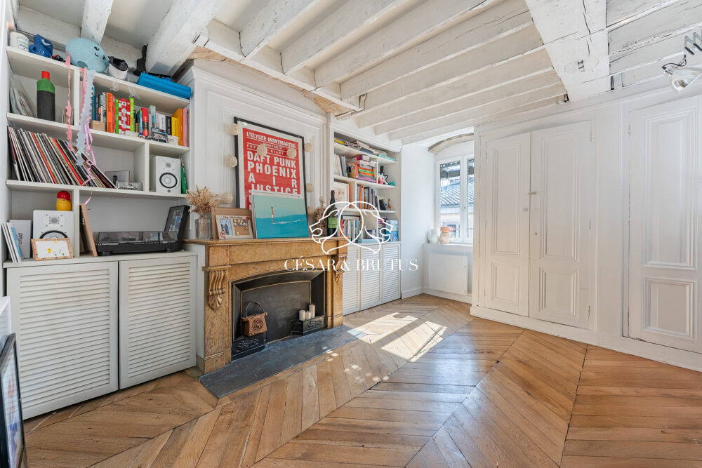 LYON 01 - Appartement T6 de 163 m² au dernier étage