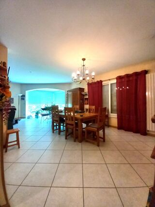  Maison � vendre 4 pi�ces 192 m�