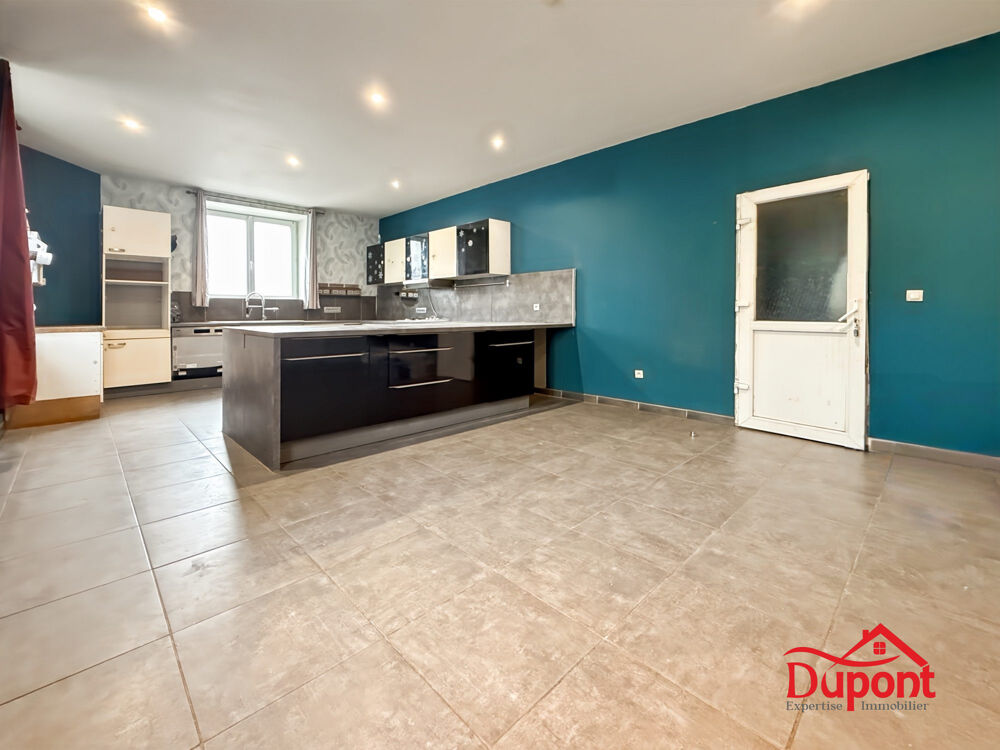 À VENDRE  Grande maison familiale en pierre de 170 m²  D