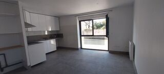 Appartement à louer 3 pièces 61 m²
