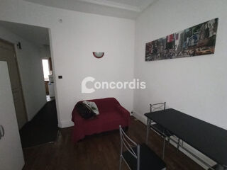  Appartement à louer 2 pièces 31 m²