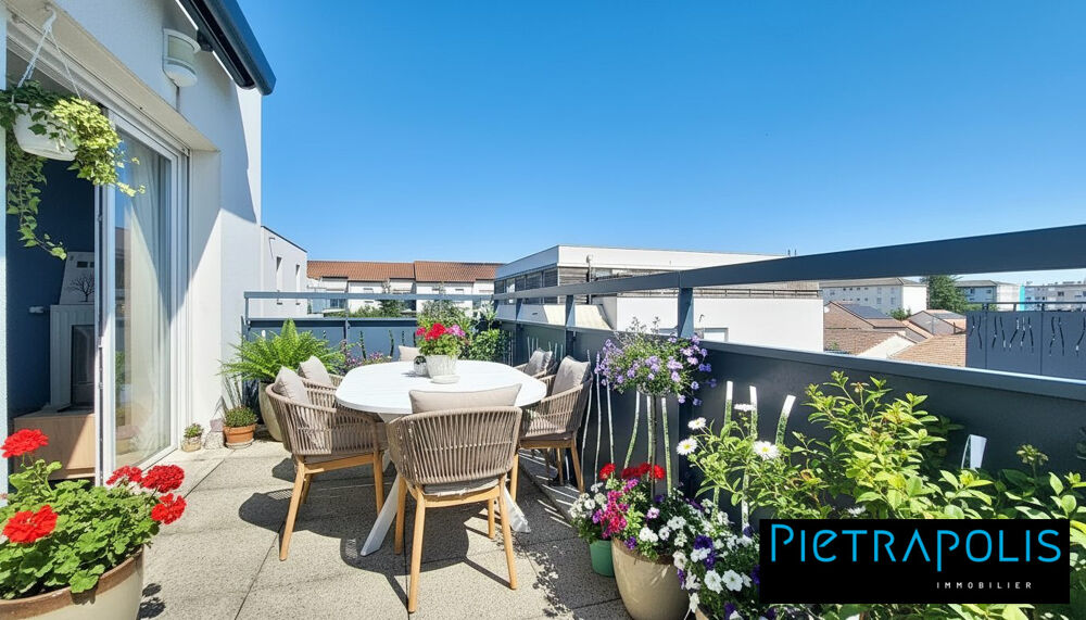 Vente Appartement CLIMATISABLE - Dernière étage - T3 60 m² avec terrasse - Box Vaulx-en-velin