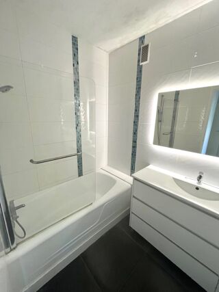  Appartement � vendre 4 pi�ces 85 m�