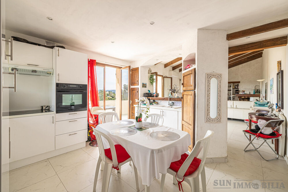 à vendre  Maison Cagnes-sur-Mer (06800)