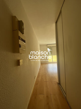  Appartement à louer 1 pièce 21 m²