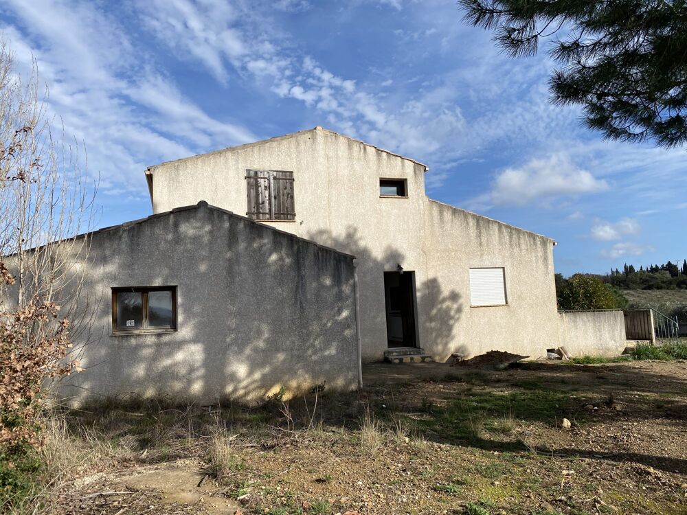 Maison quatre chambres avec jardin à rénover