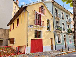 Maison à vendre 6 pièces 197 m²