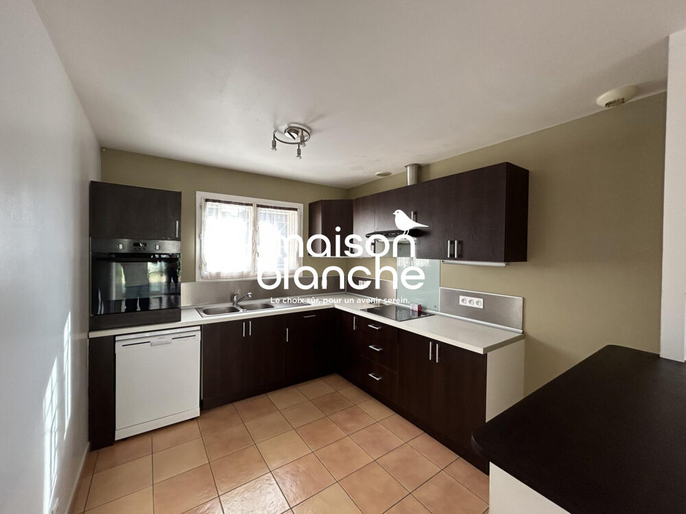 Vente Maison Maison plain-pied, trois chambres Coutras
