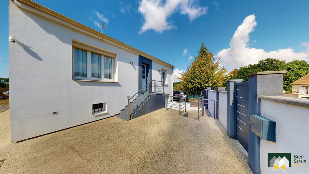 Vente Maison Maison 3 chambres sur sous sol total avec jardin - LEVES Lèves