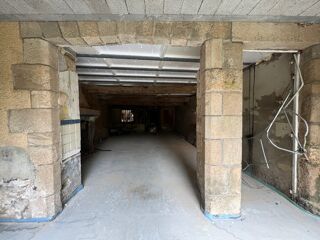  Immeuble � vendre 330 m�