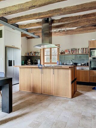  Maison � vendre 8 pi�ces 232 m�