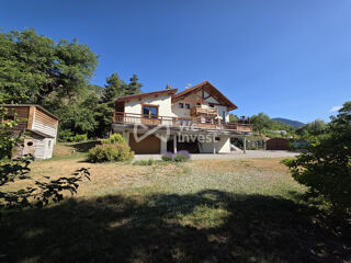  Maison à vendre 5 pièces 187 m² Briançon
