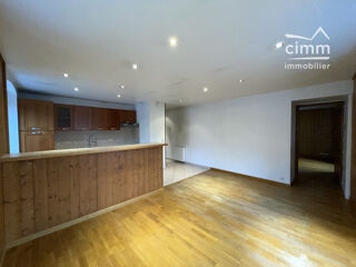  Appartement à louer 3 pièces 69 m²