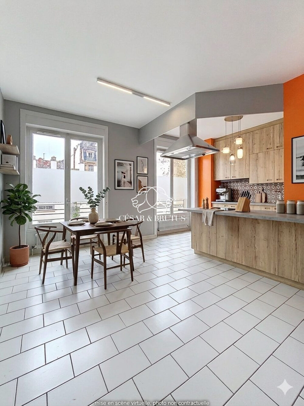 Lyon 2  À deux pas de la Place Bellecour  Appartement de