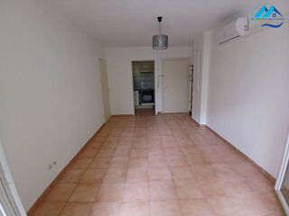  Appartement à louer 2 pièces 35 m²