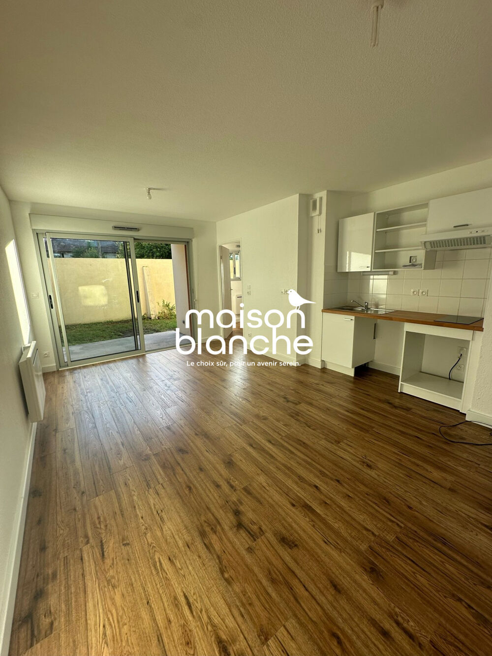 Location Appartement APPARTEMENT REZ-DE-CHAUSSEE Coutras