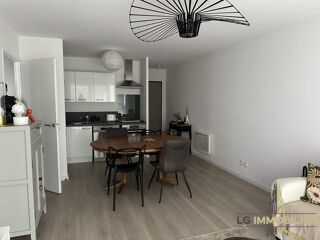  Appartement à louer 3 pièces 67 m²