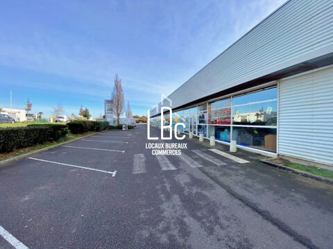   Les Sables D'Olonne - Local Commercial 400 m2 à louer 