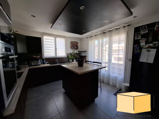  Maison à vendre 7 pièces 177 m²