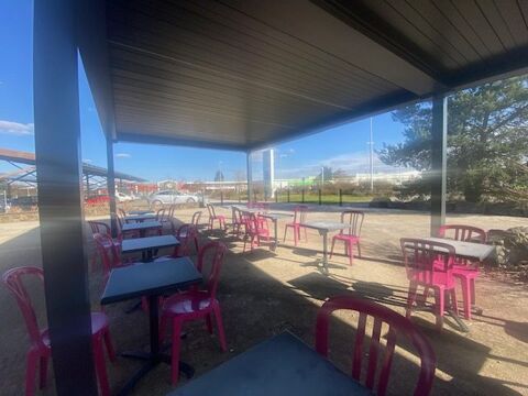  Fonds de Commerce de Restauration Rapide de 376 m² sur LIMOGES 