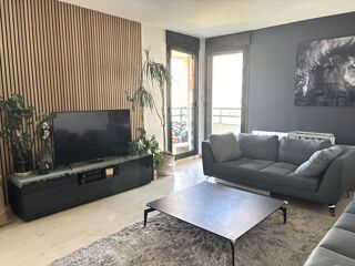  Appartement � louer 3 pi�ces 77 m�