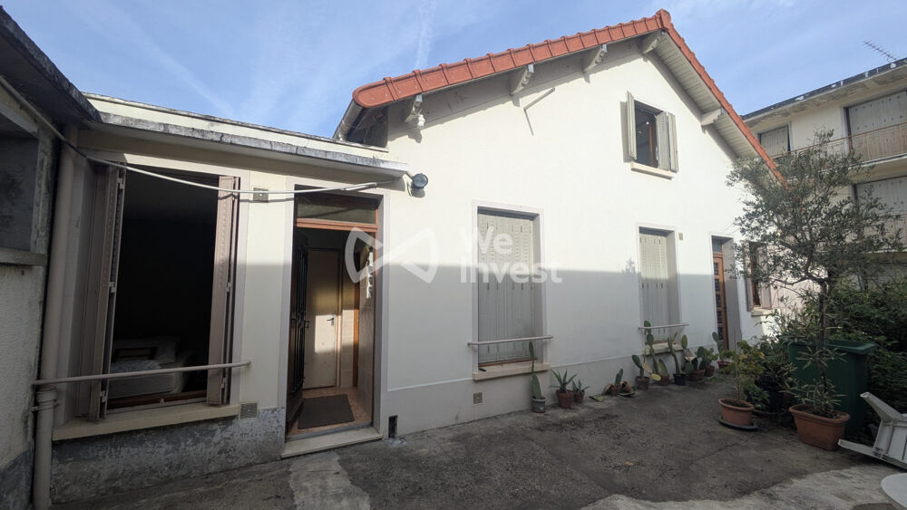 Vente Immeuble Ensemble immobilier 392 m² en zone commerciale –4 logements, Drancy