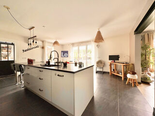  Appartement  vendre 4 pices 84 m