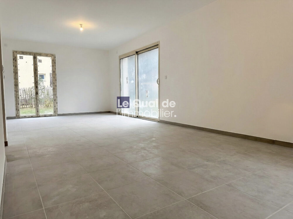 COGNIN-LES-GORGES  CENTRE VILLAGE  VILLA T4 DE 90 M² 