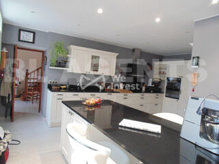  Maison � vendre 10 pi�ces 327 m�