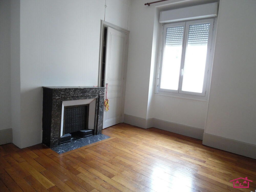 Location Appartement 4 pièces + cuisine hyper centre Grenoble