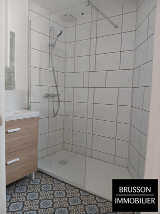  Appartement à louer 2 pièces 37 m²