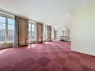  Appartement � vendre 4 pi�ces 166 m�